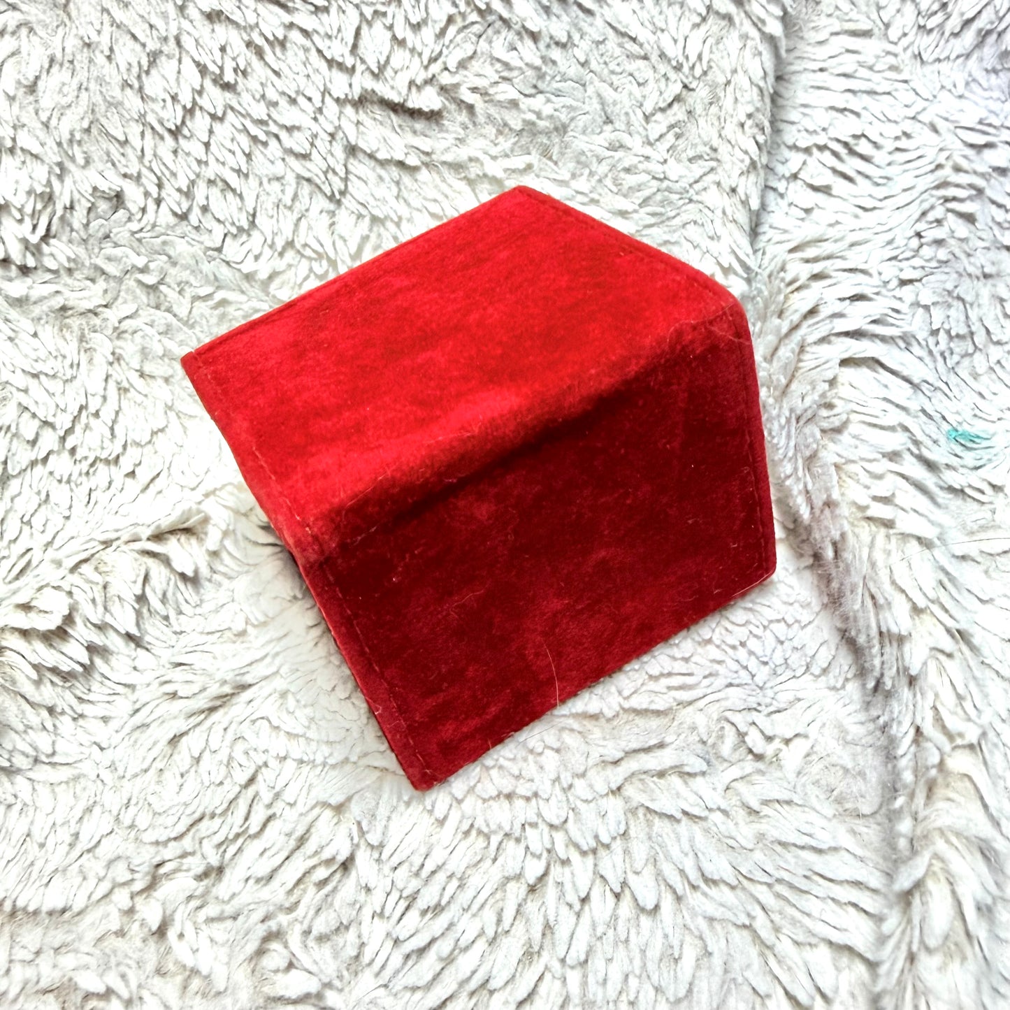 CARTIER Red Faux Suede Jewelry/Watch Travel Case/Pouch with Pillow 3x3x2.75 inches