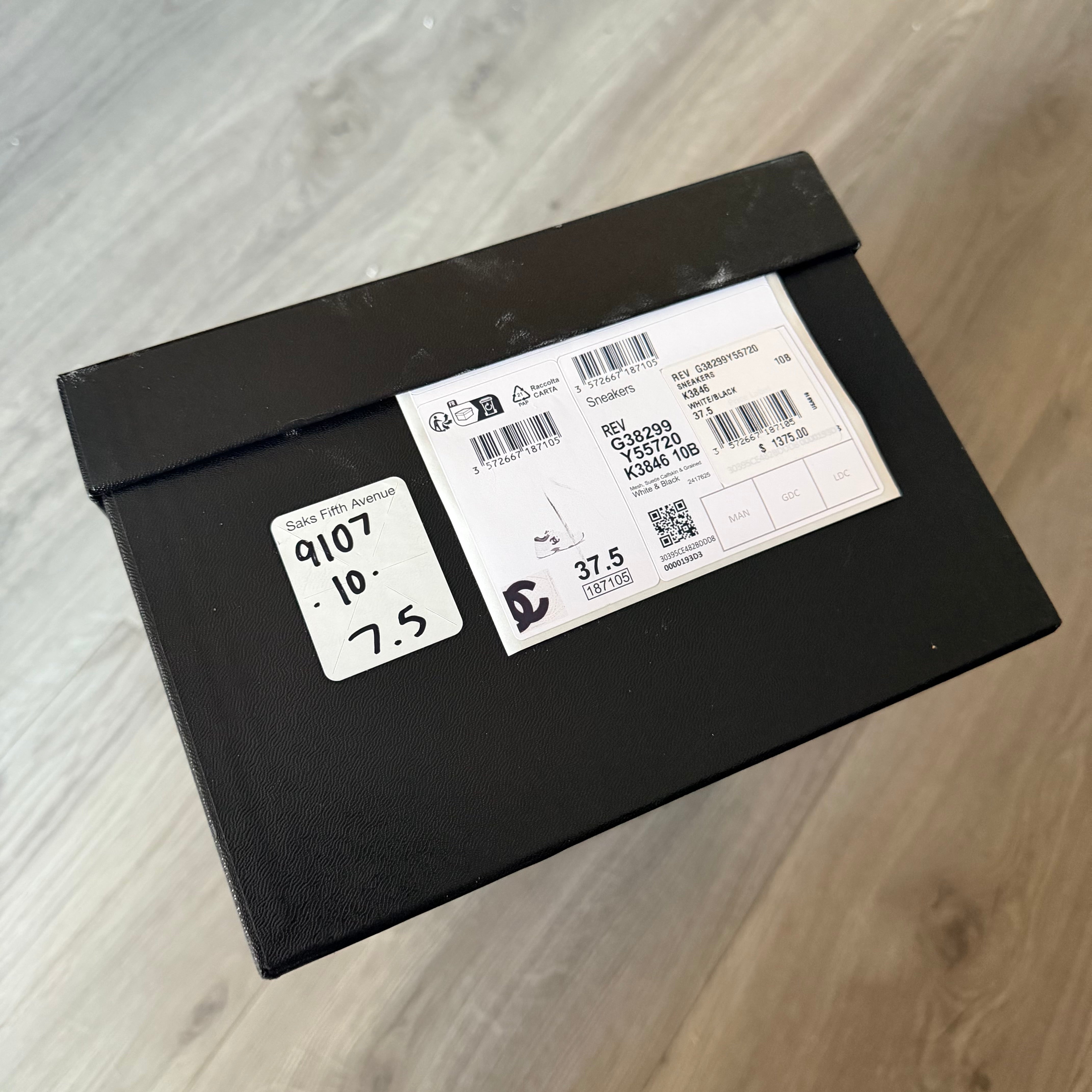CHANEL sneakers Box in black w/ white logo detailing + Booklets +
