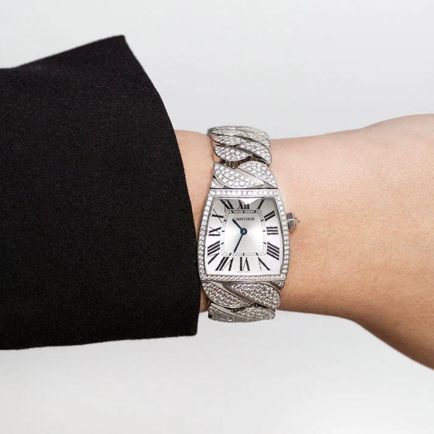 CARTIER LA DONA Quartz 28mm Steel 10.1TCW Diamond Watch