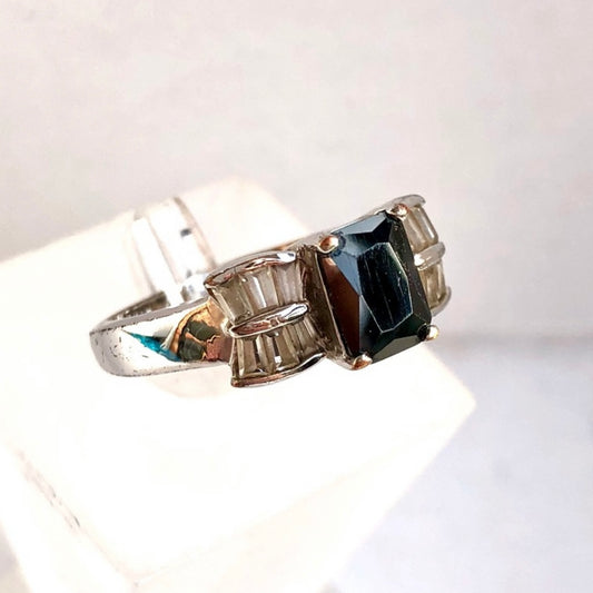 Silver Tone Black Stone Statement Ring Size 8