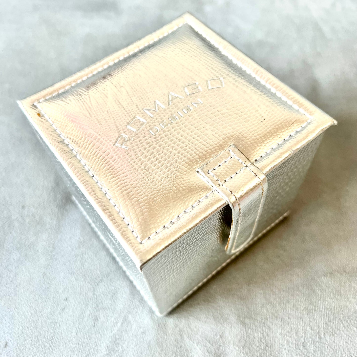 ROMAGO DESIGN Silver Box 4x4x3.75