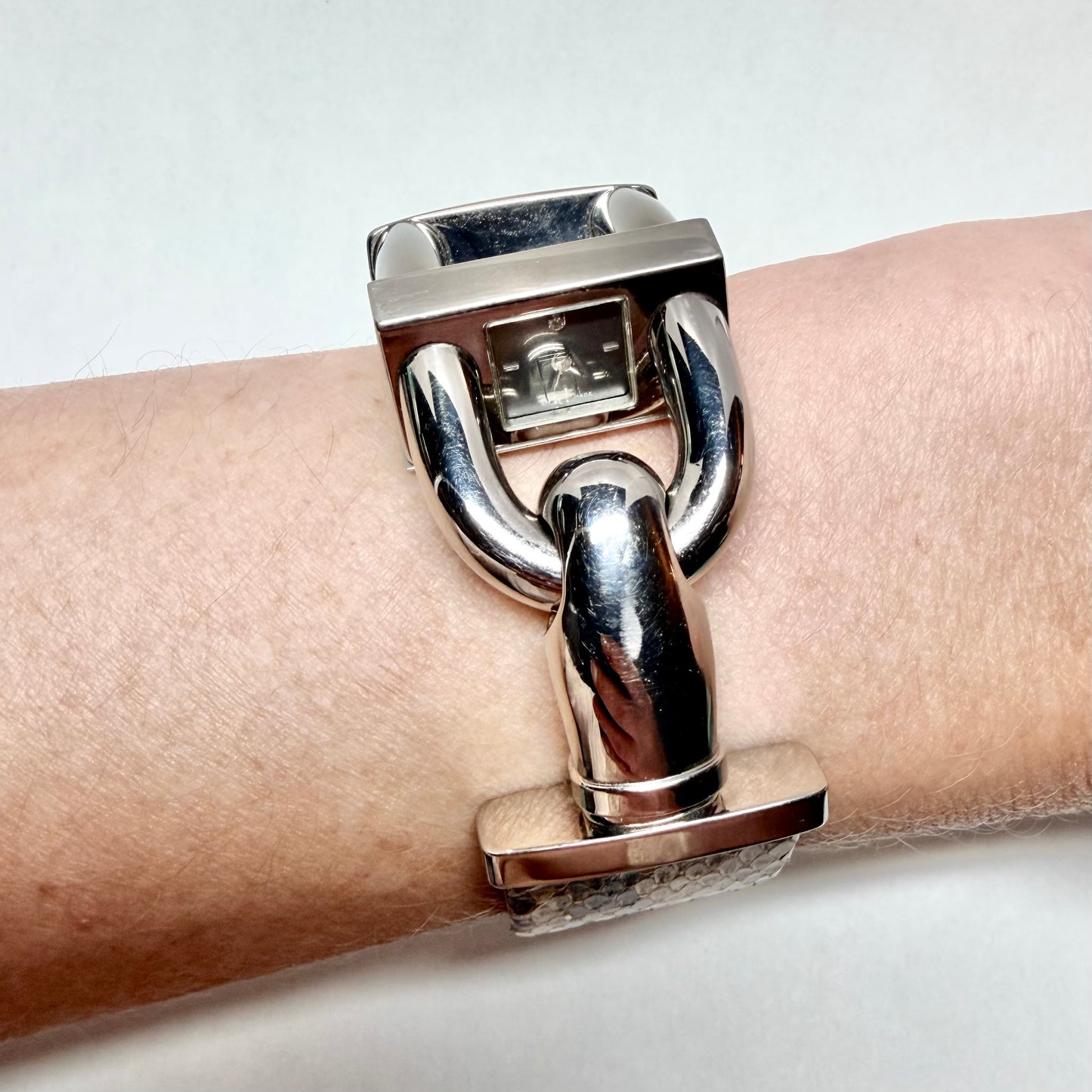 VAN CLEEF & ARPELS CADENAS Quartz 26mm Steel Diamond Dial Python Band Watch