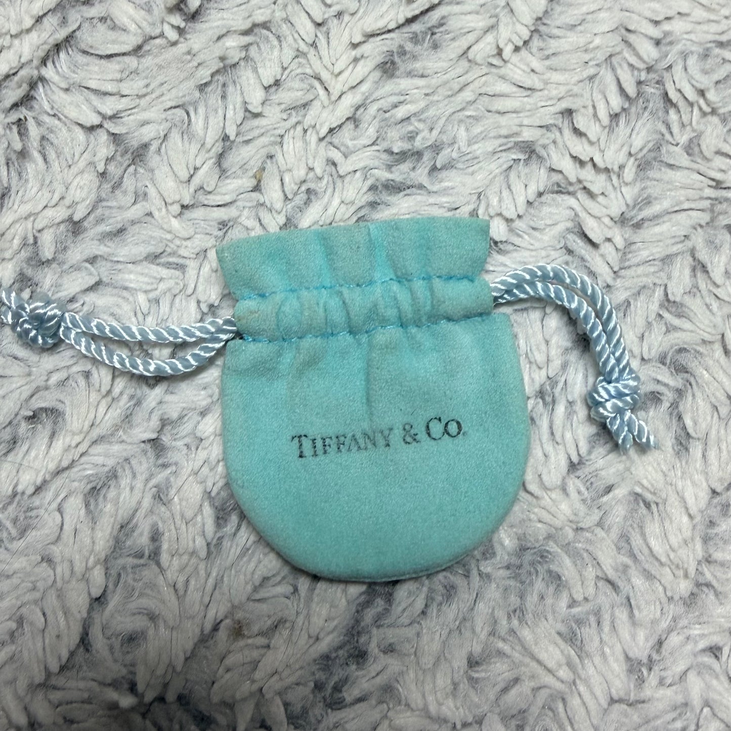 TIFFANY & CO. Jewerly Pouch 2.60x2.20” + Box 3.10x3.10x1.70” + Original Ribbon