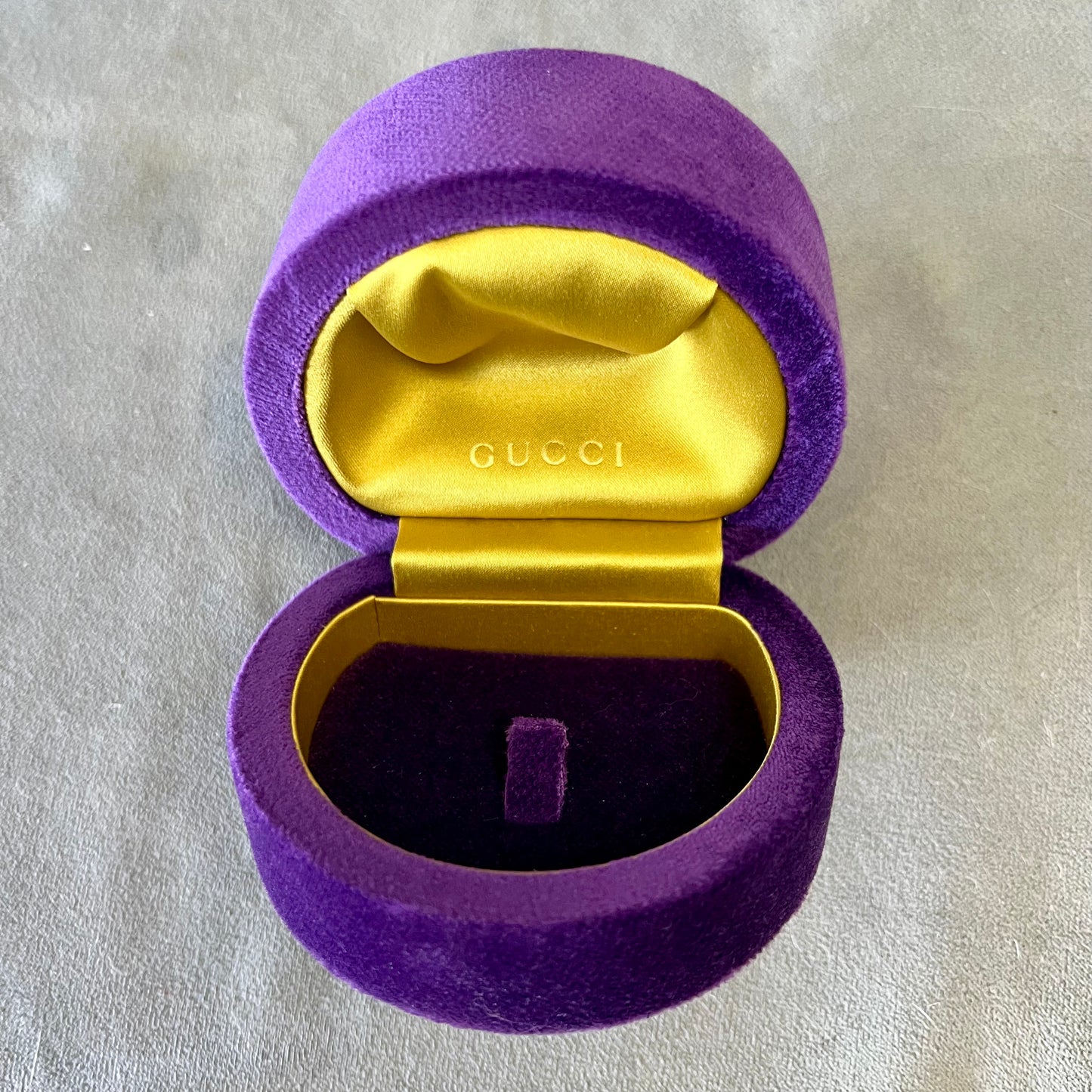 GUCCI Ring Box 3.5x2.90x2.25 inches