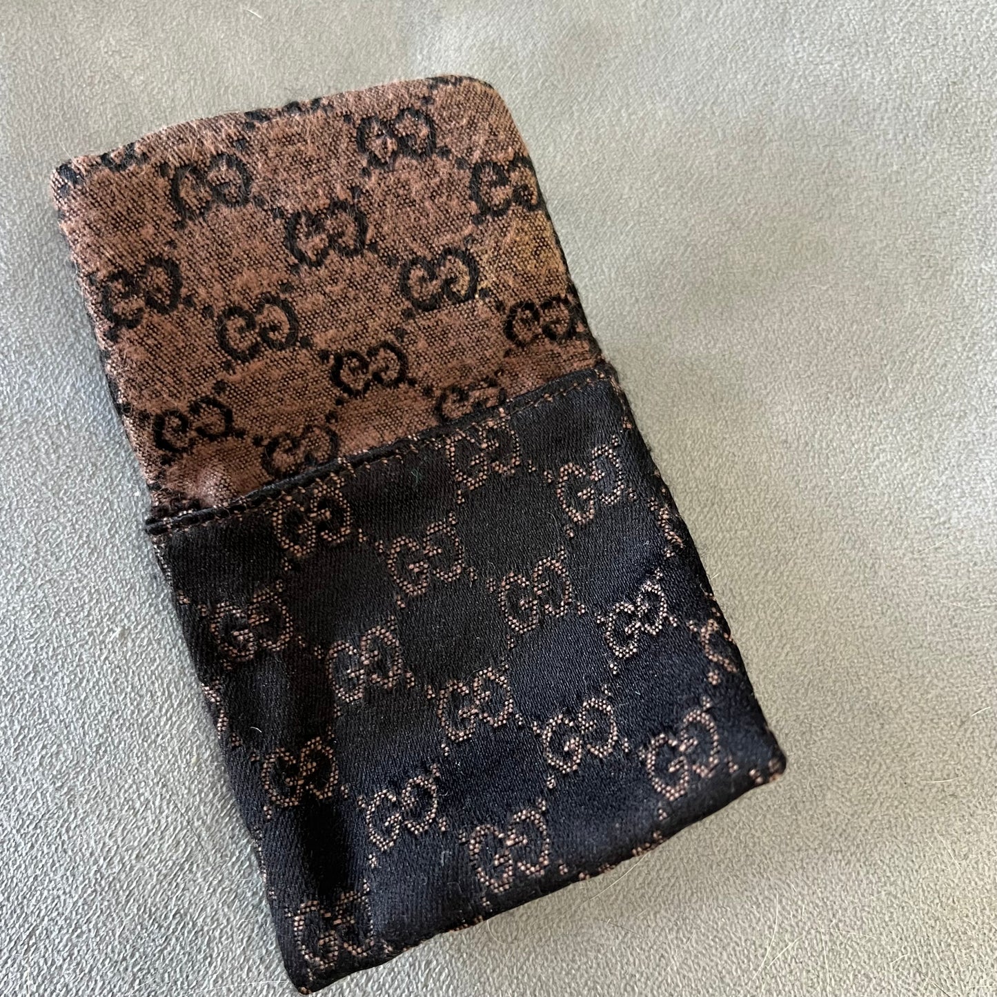 GUCCI Jewerly Box 2.80x2.80x1.80 inches + Pouch