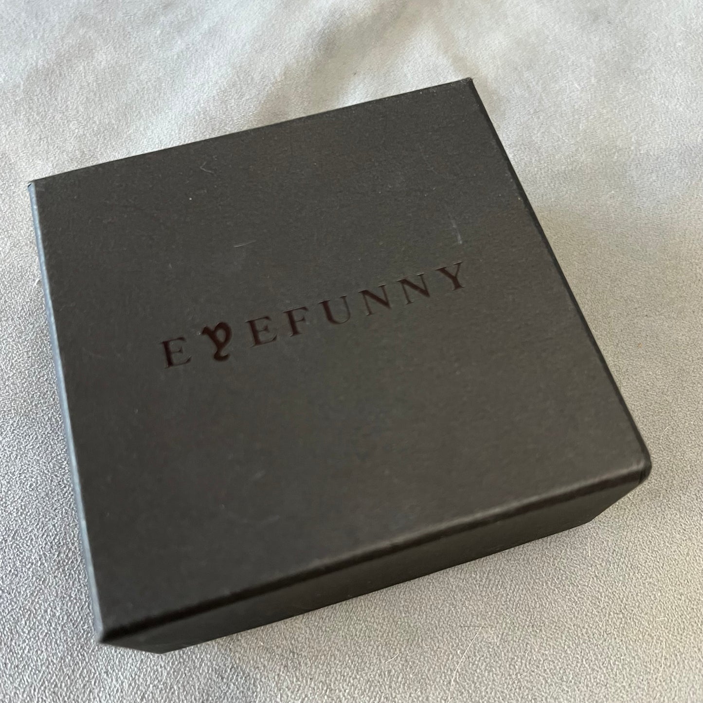EYEFUNNY Bracelet Box + Outer Box 3.90x3.75x1.75 inches
