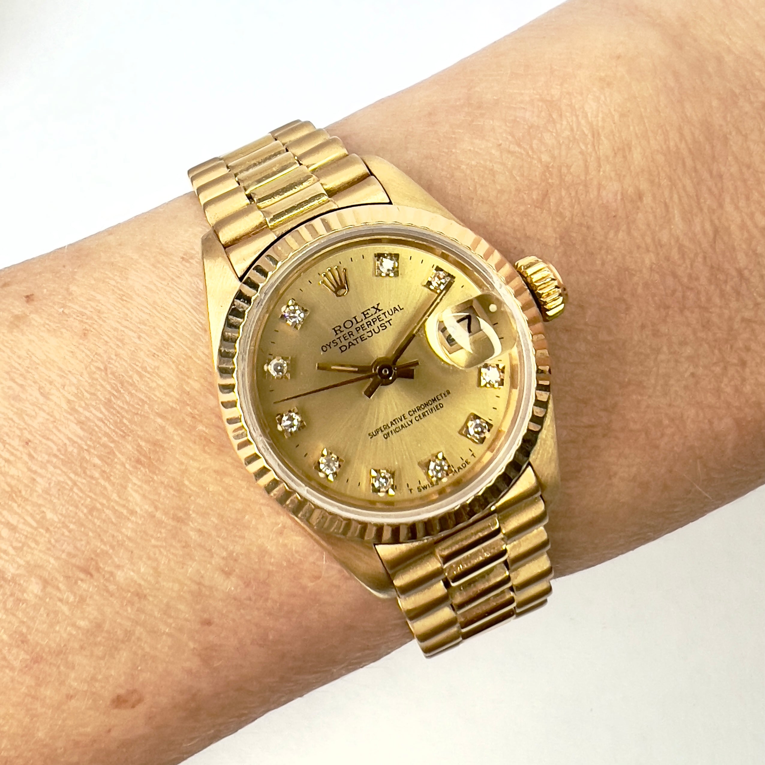 ROLEX OYSTER PERPETUAL DATEJUST Presidential 26mm 18K Yellow Gold FACTORY DIAMOND Watch