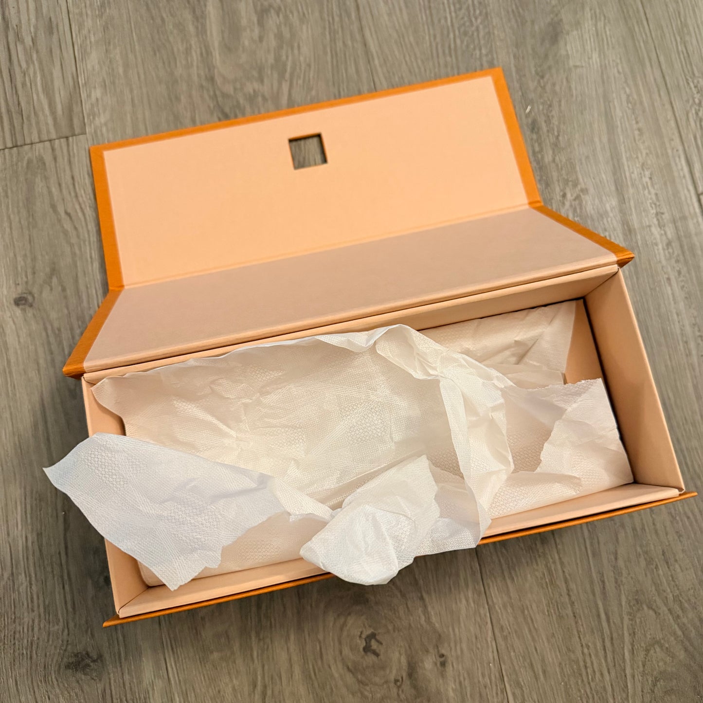 LOUIS VUITTON Goods Box 10.40x4.25x4 inches + Ribbon + Original Tissue