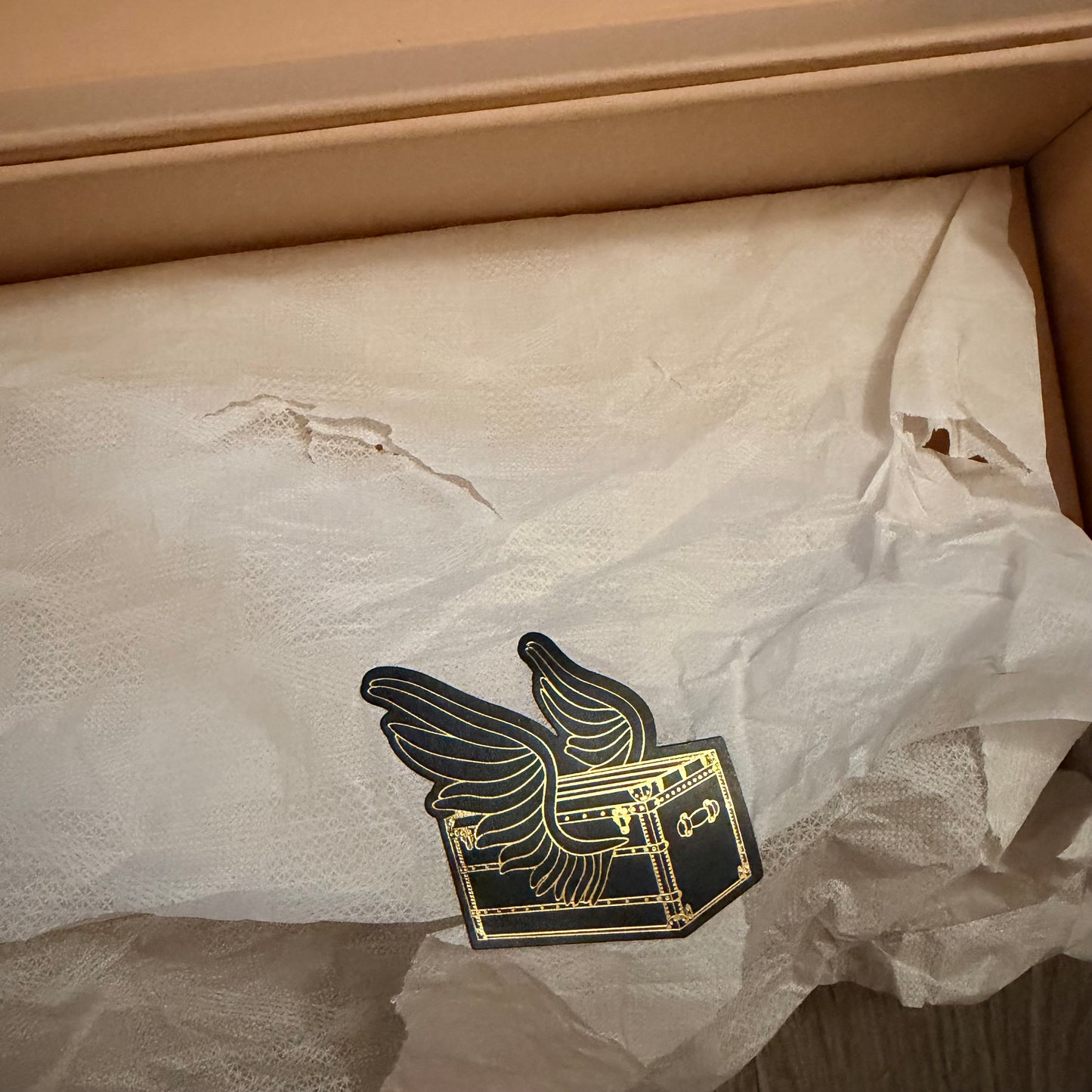 LOUIS VUITTON Goods Box 10.40x4.25x4 inches + Ribbon + Original Tissue