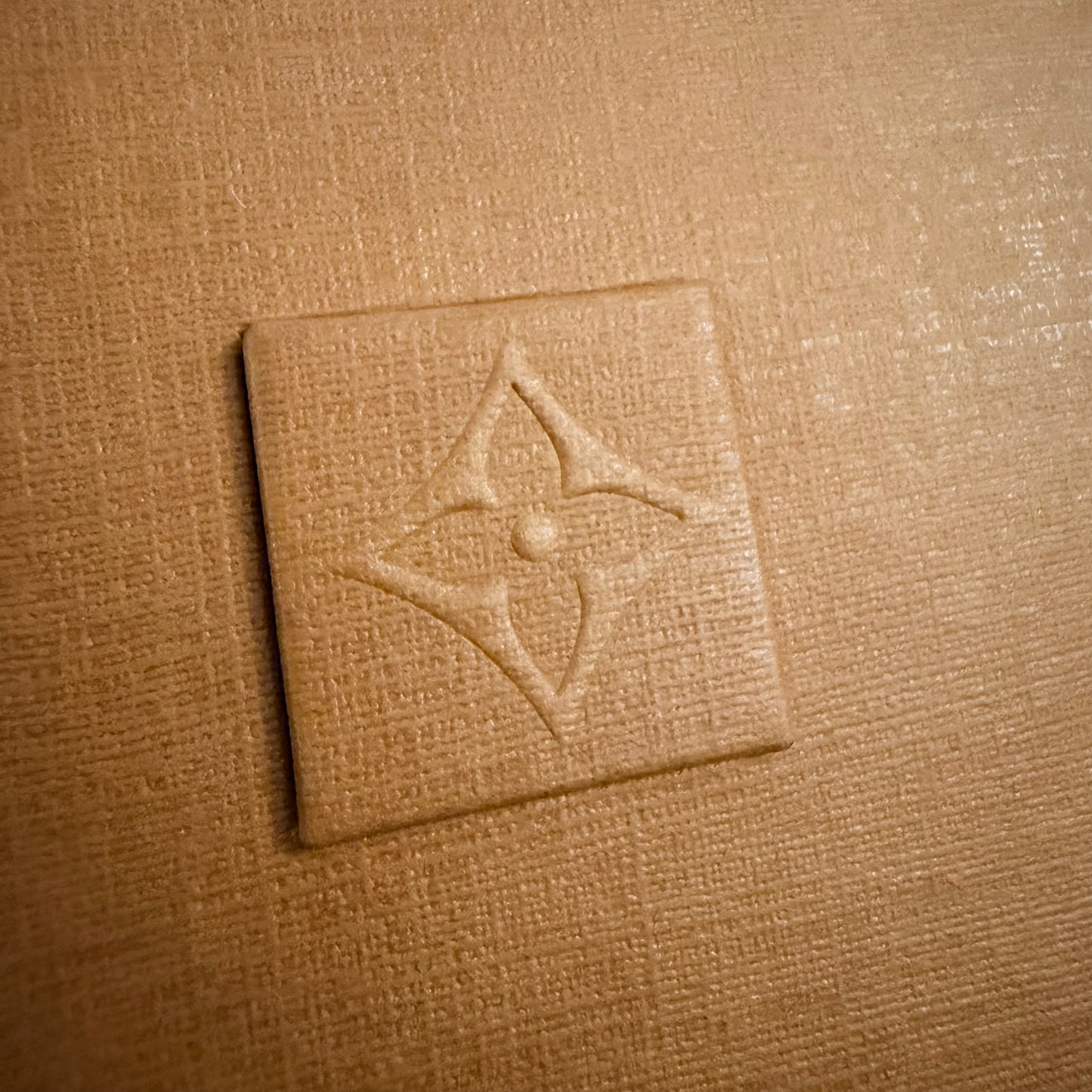 LOUIS VUITTON Goods Box 10.40x4.25x4 inches + Ribbon + Original Tissue