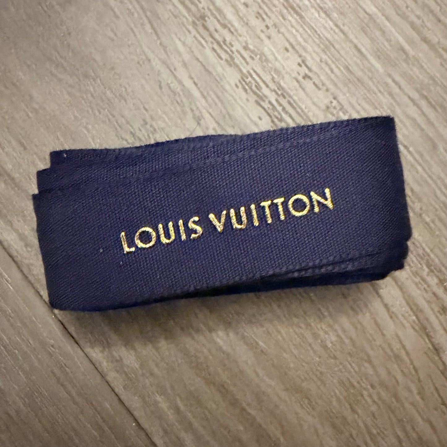 LOUIS VUITTON Goods Box 14.10x11x5.75 inches + Long Ribbon + Receipt/Authentication Holder