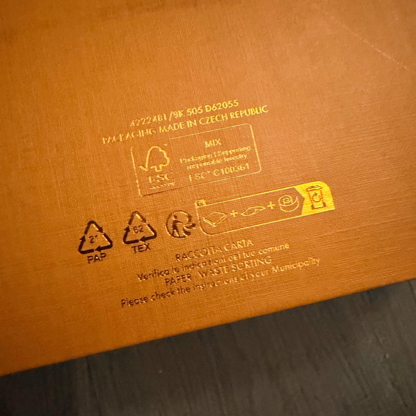 LOUIS VUITTON Goods Box 14.10x11x5.75 inches + Long Ribbon + Receipt/Authentication Holder