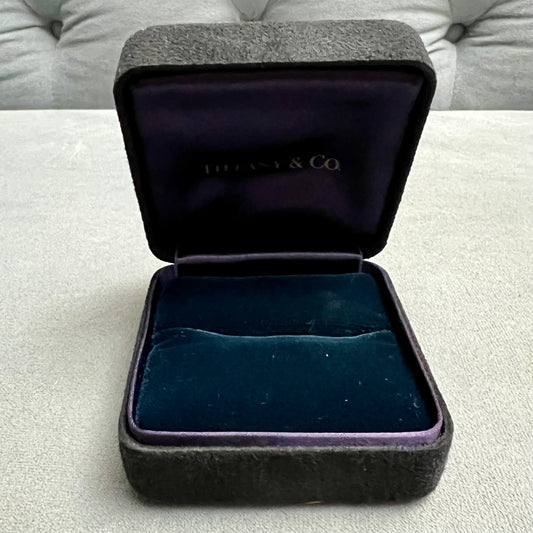 TIFFANY & Co. Black Suede Ring Box