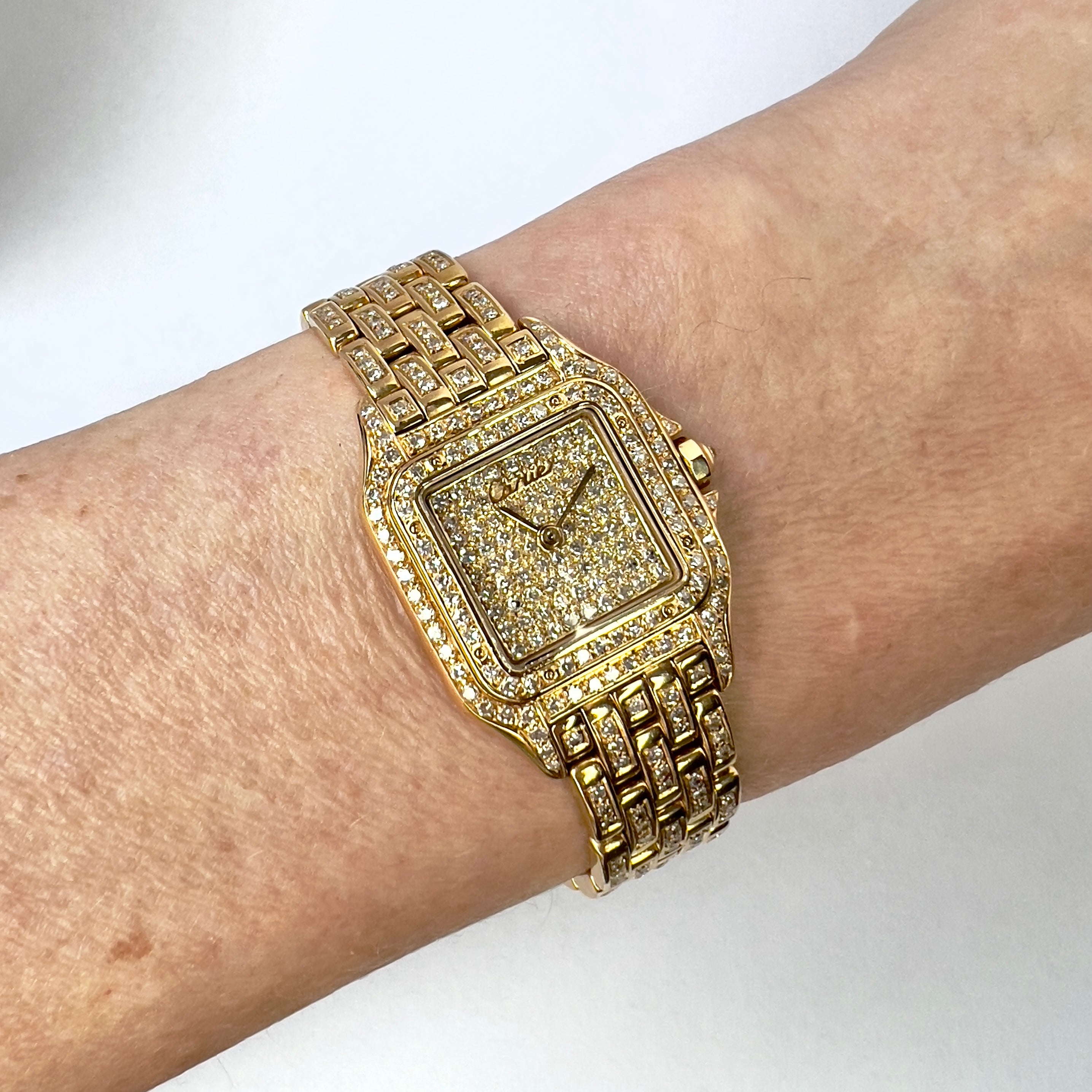 CARTIER PANTHERE Quartz 23mm 18K Yellow Gold 3.2TCW Diamond Watch