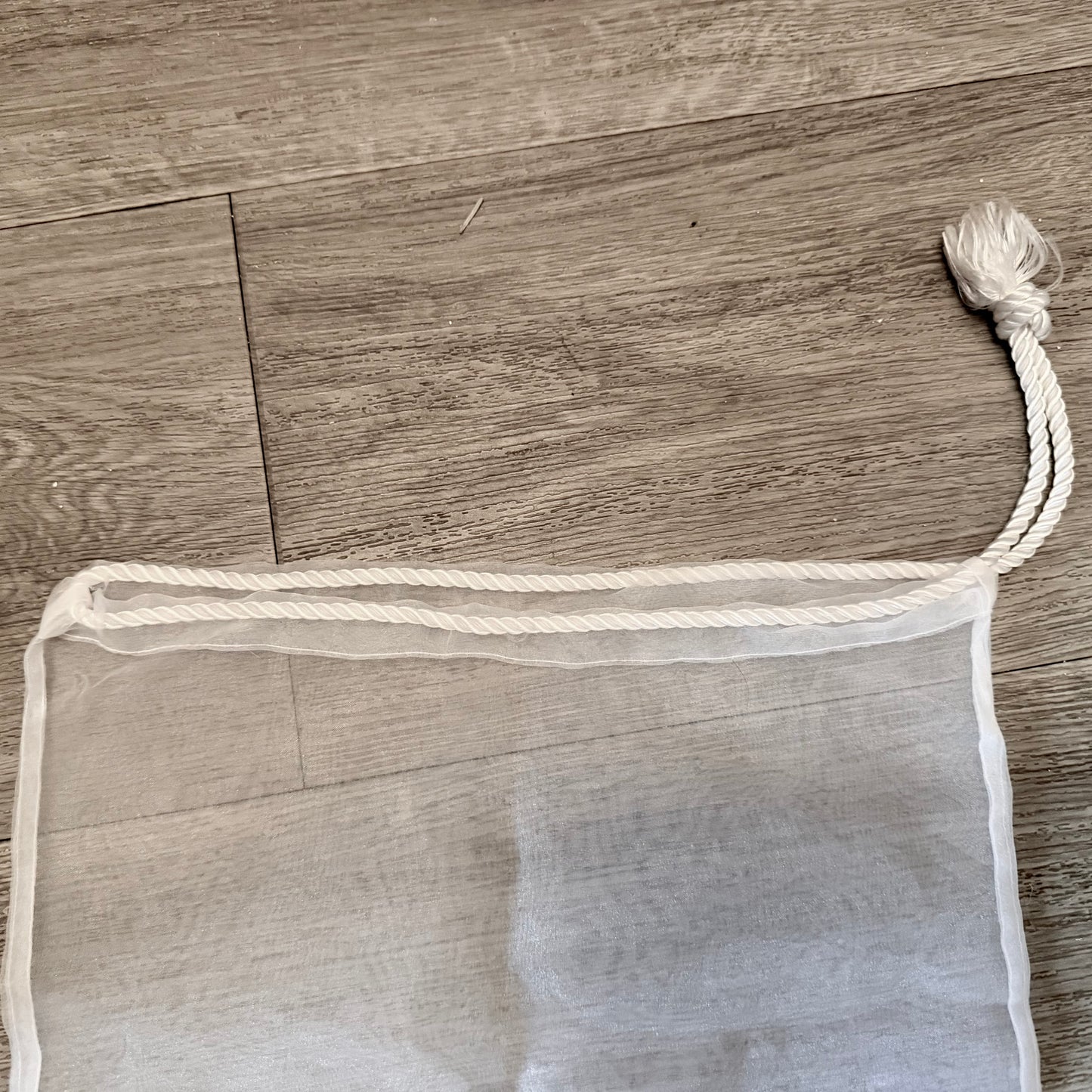 Brooks Brothers White Sheer String Dust Bag with Logo 11x19 inches