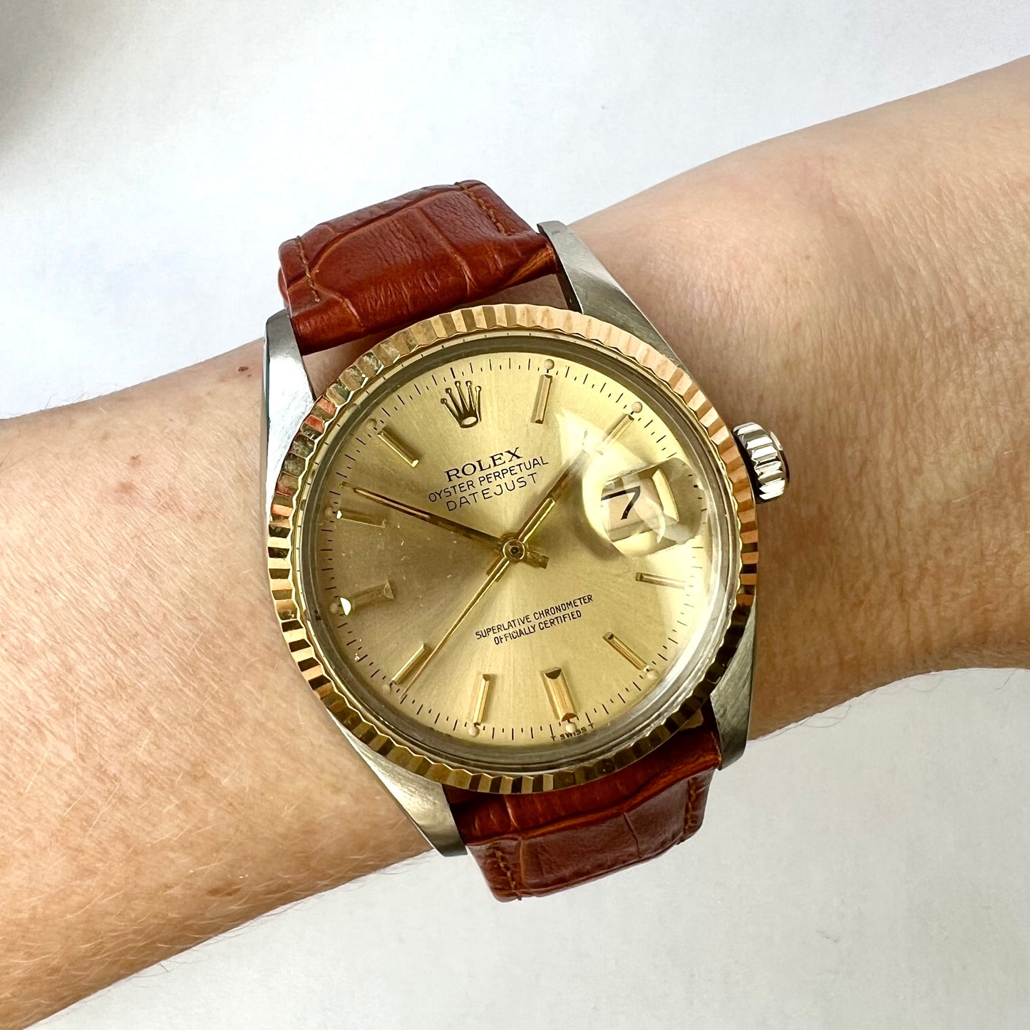 ROLEX DATEJUST Automatic 36mm 2 Tone Watch