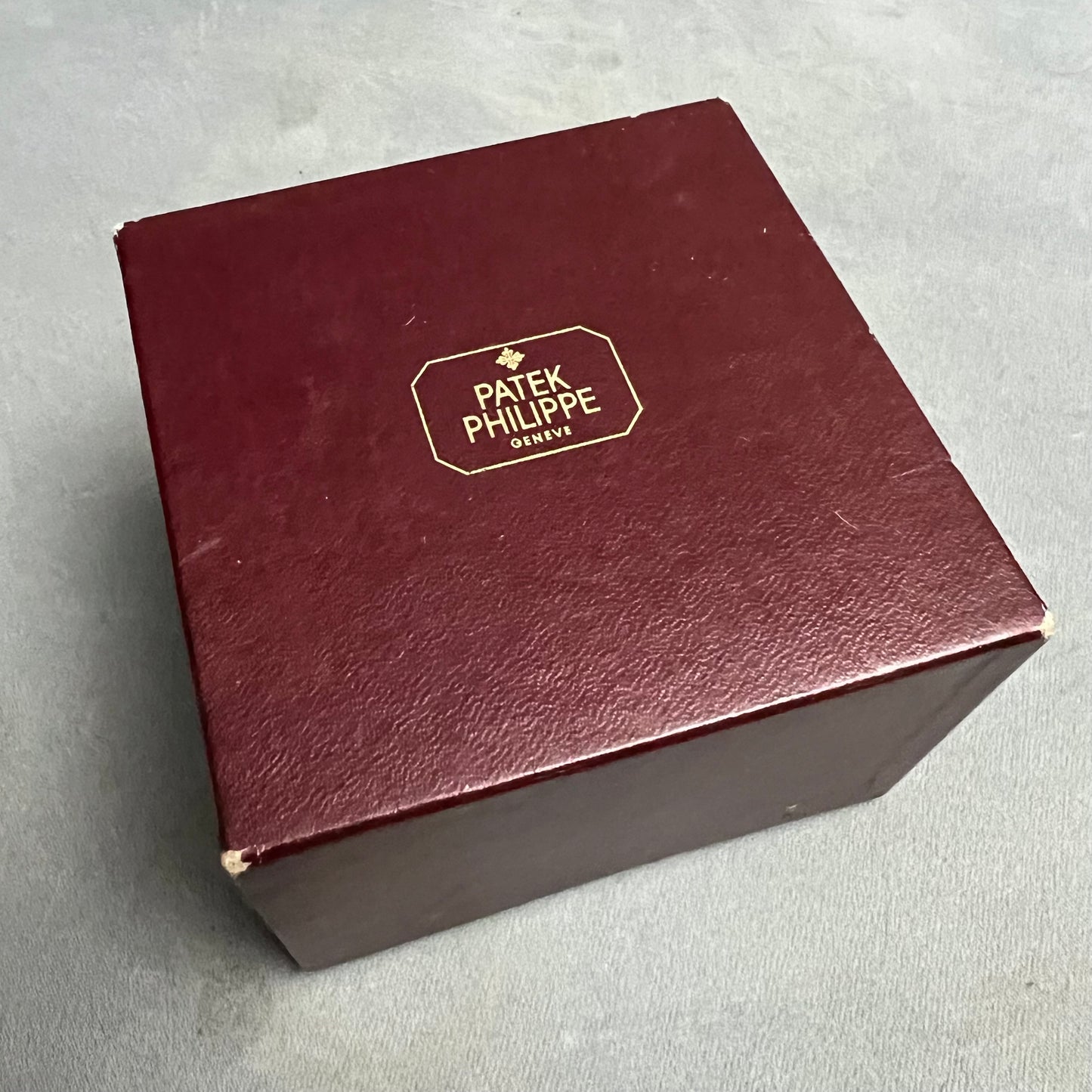 PATEK PHILIPPE Box + Outer Box 4.20x4.20x2.90 inches