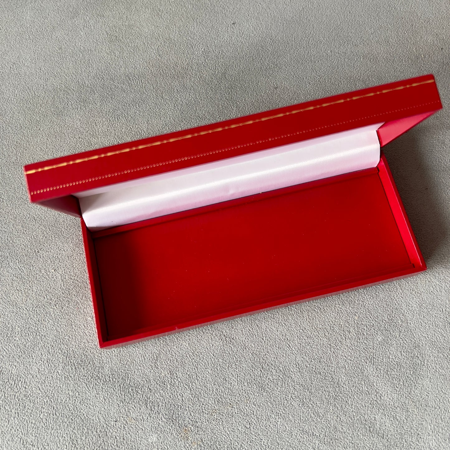 CARTIER Box 7x2.90x1.25 inches