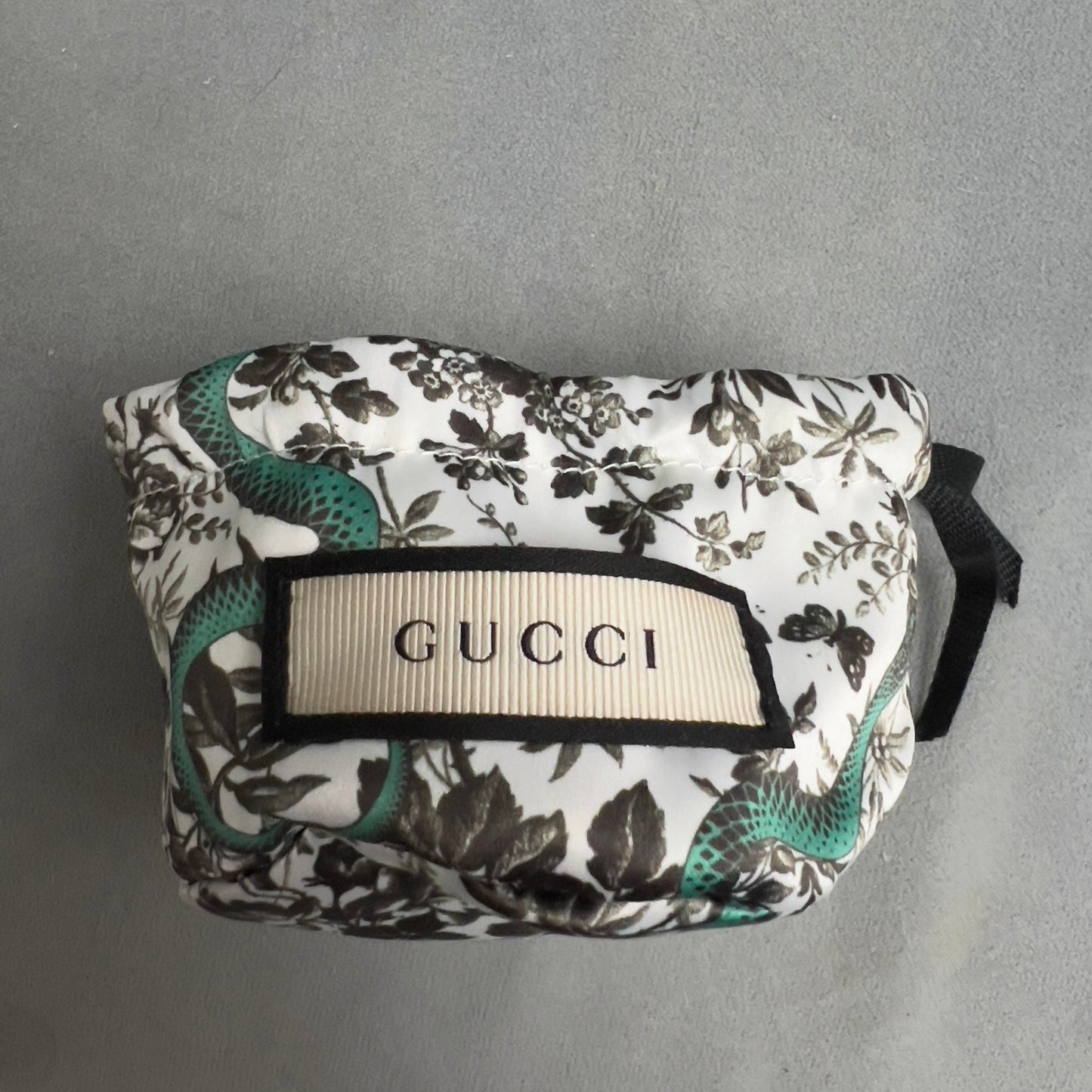 GUCCI Box 3.25x3.25x2.25 inches + Pouch + Booklet