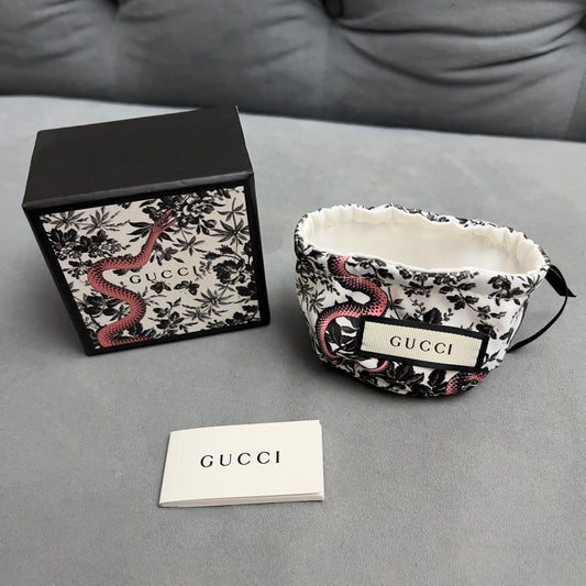 GUCCI Box 3.25x3.25x2.25 inches + Pouch + Booklet