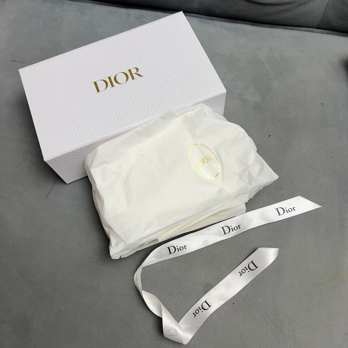 Christian Dior Packaging/ribbon bow Dior Beauty Packaging : r/dior main image 2
