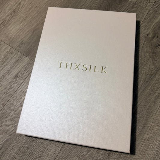 THXSILK White Box 13.90x9.90x1.5”