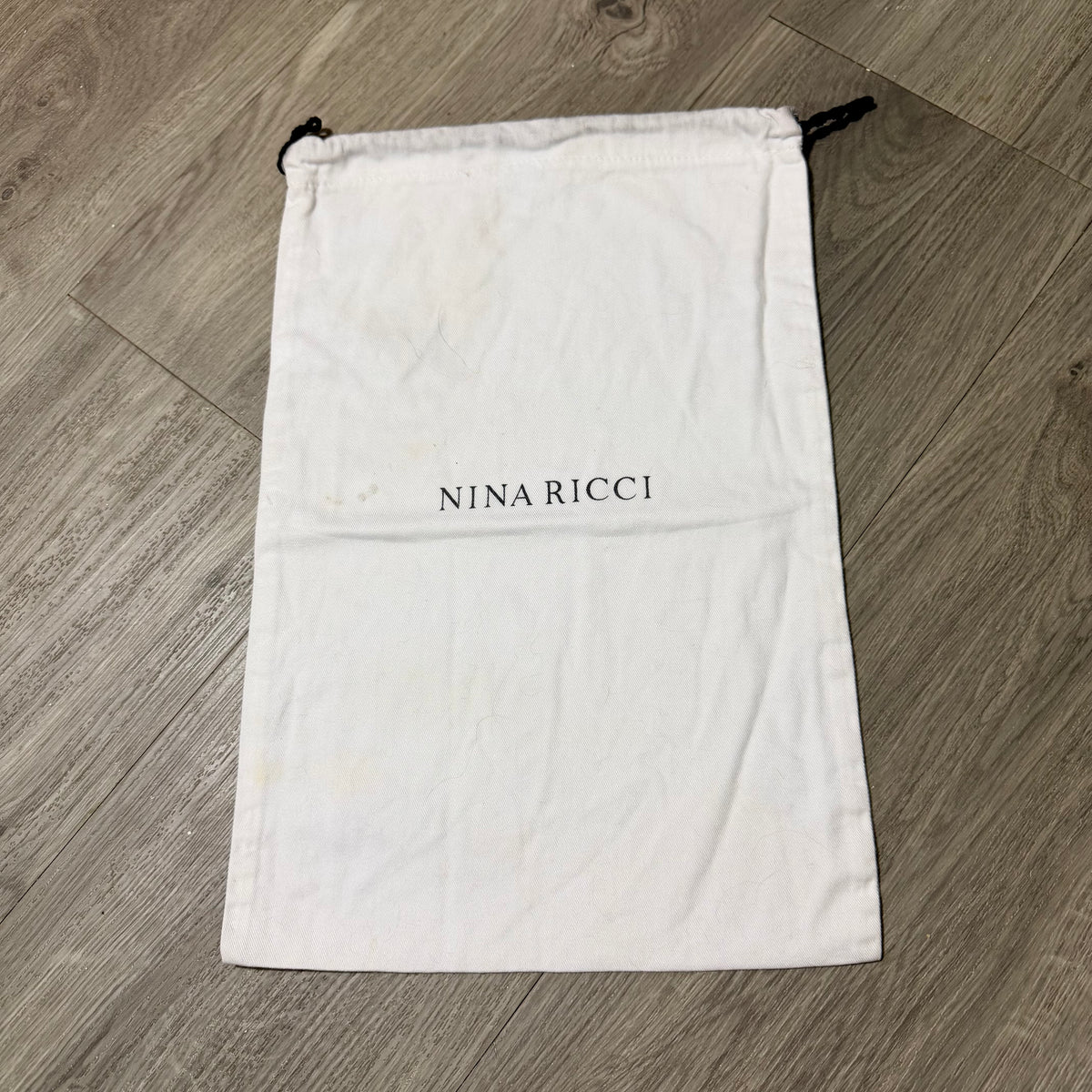 NINA RICCI White Drawstring Dust Bag 15.20x10”