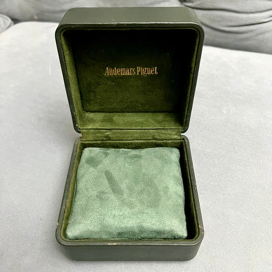 AUDEMARS PIGUET Green Leather Box 4.5x4.5x3 inches