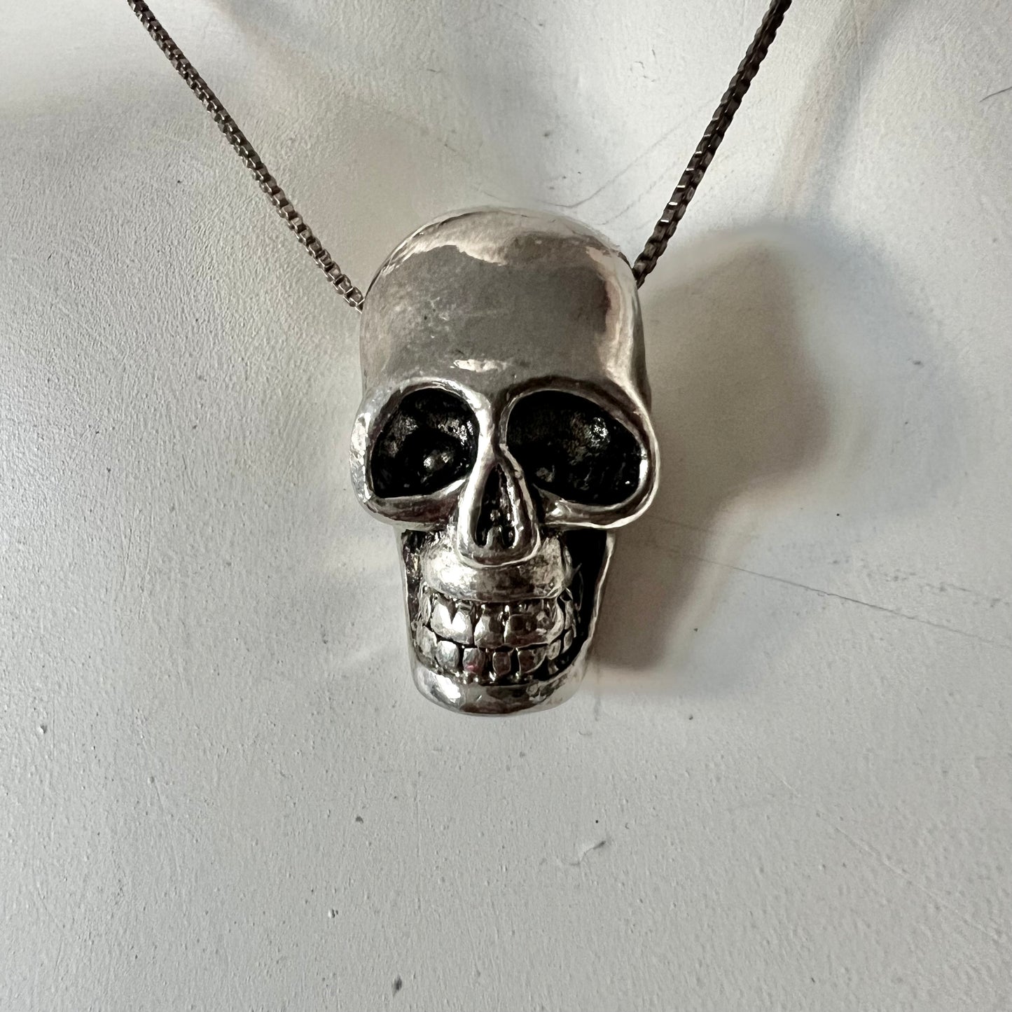 925 Sterling Silver Chain w/ Steel Skull Pendant Necklace