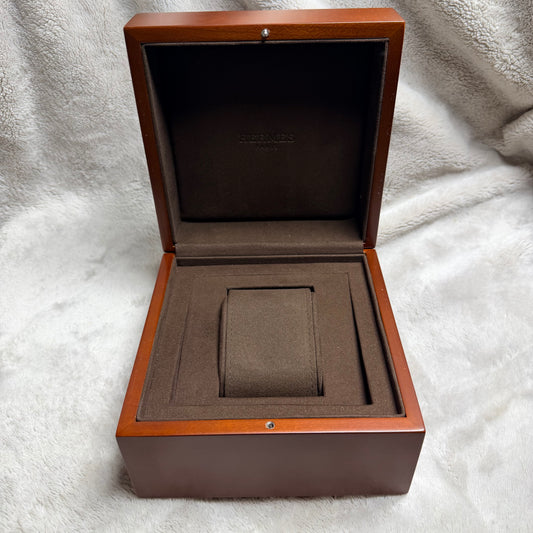 HERMES Brown Wooden Watch Box 6x6x3.90 inches