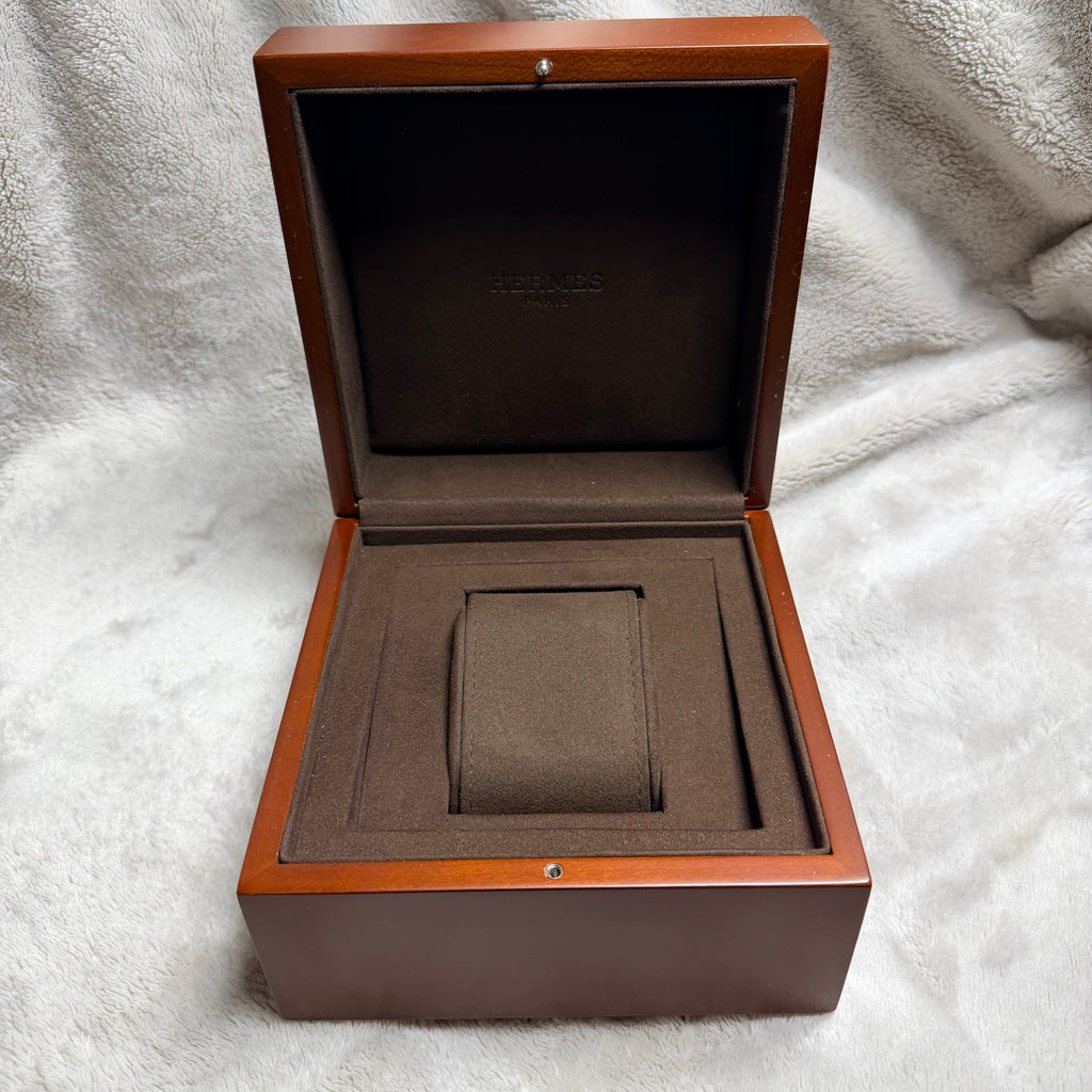 HERMES Brown Wooden Box 6x6x3.90 inches | NATILUXIA