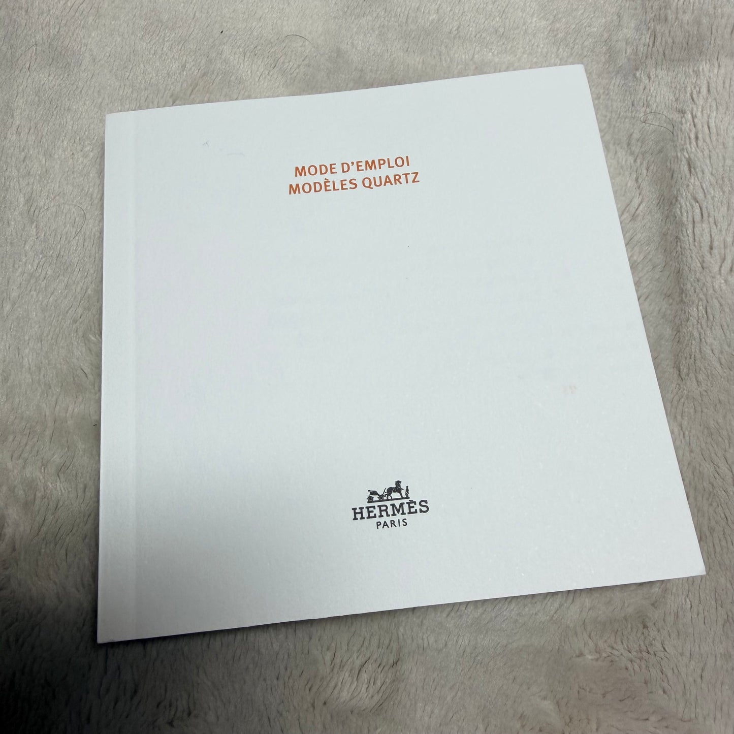 HERMES Box + Booklet 5.20x5.10x3.50 inches
