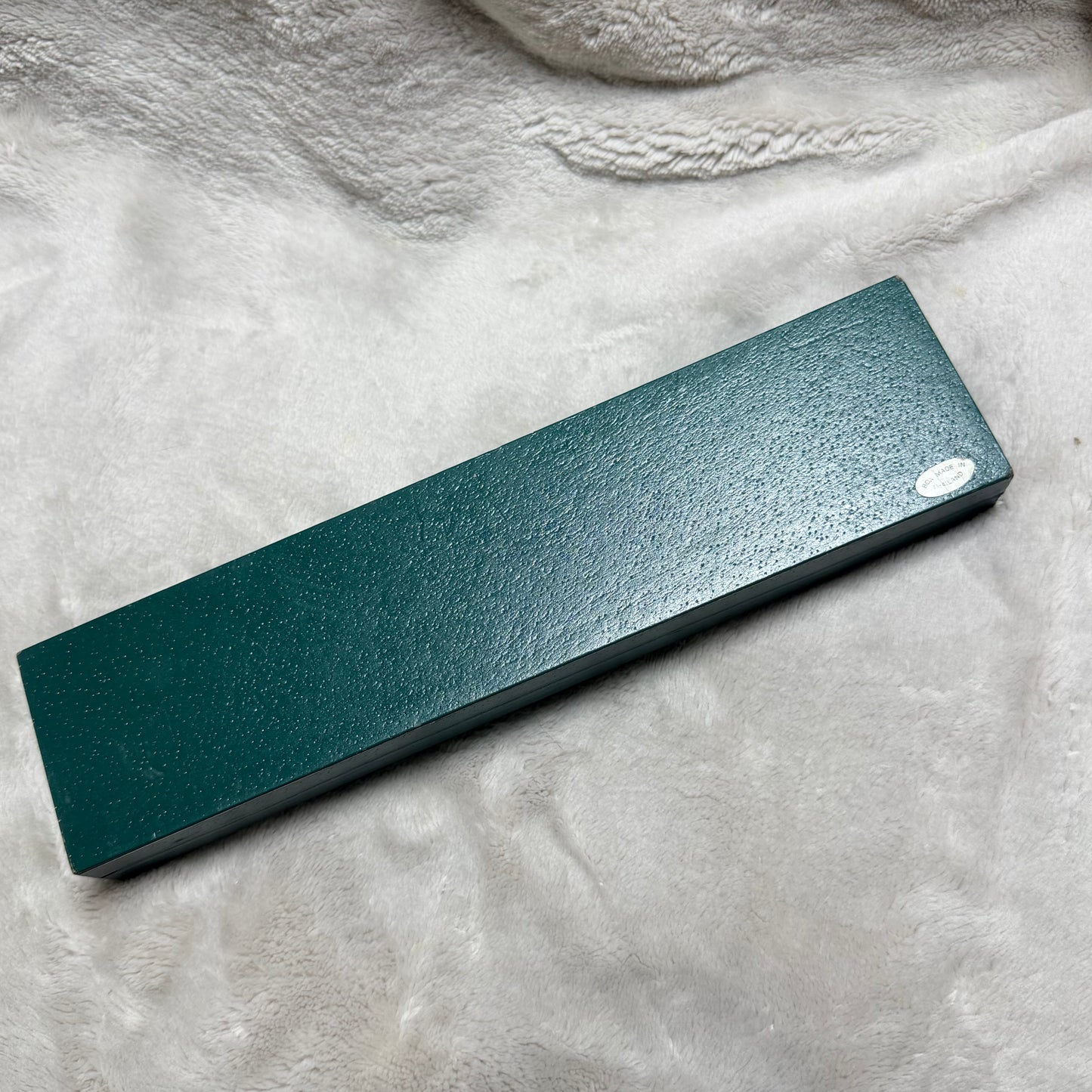 GUCCI Green Box 9.75x2.40x1.10 inches