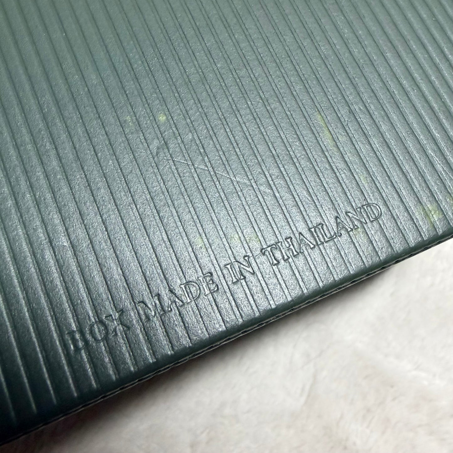 GUCCI Green Box 4.50x4.20x2.75 inches + Booklet
