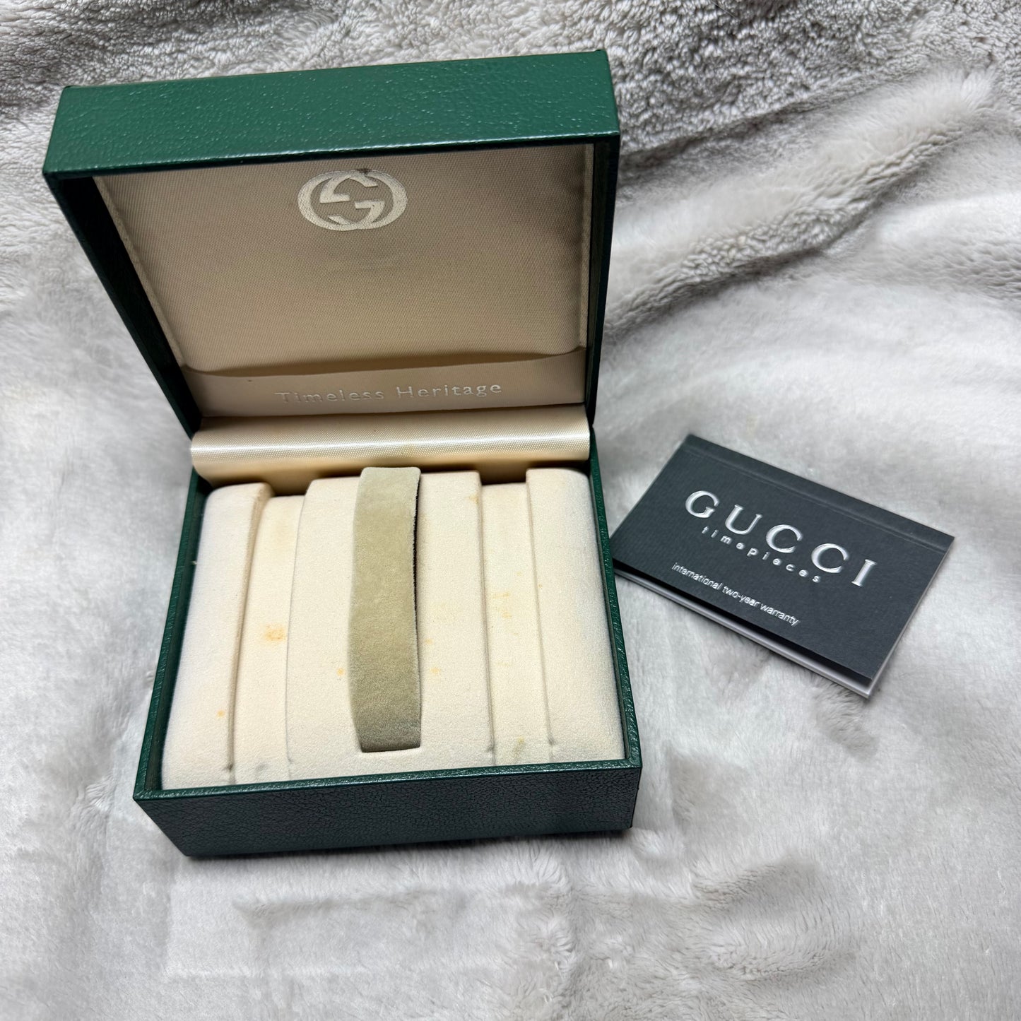 GUCCI Green Box + Booklet 4.60x4.20x2.75 inches