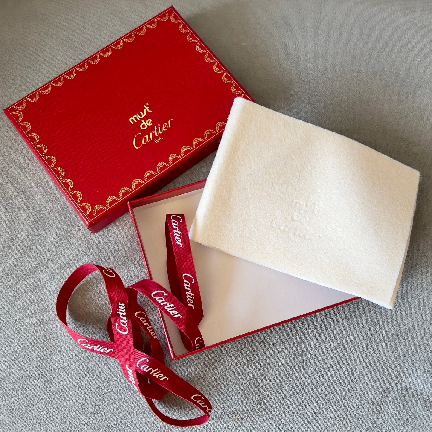 CARTIER Leather Goods Box 6.20x4.5x1.10 inches + Wrapping Cloth + Ribbon
