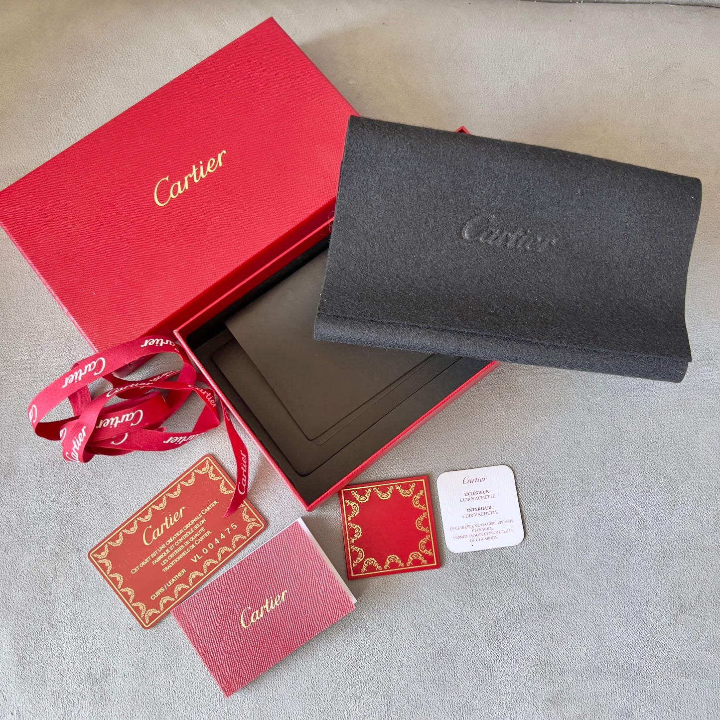 CARTIER Wallet Box 8x4.75x1.80 inches + Pouch + Booklets + Certificate + Ribbon
