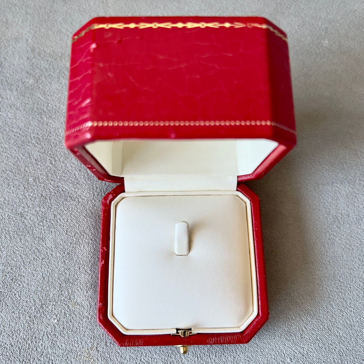 CARTIER Ring Pendant Box 2.60x2.60x2 inches