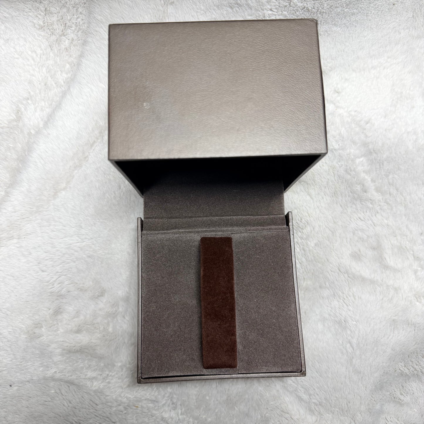 New Brown Velvet Bendable Holder for GUCCI Box or Other Boxes