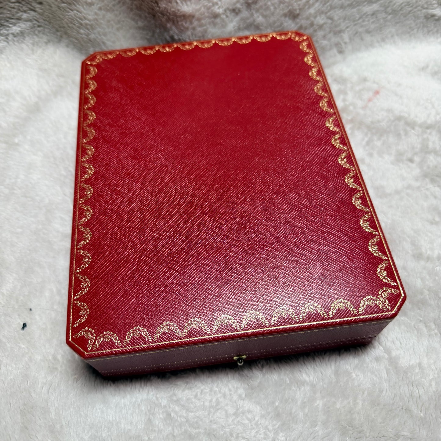 CARTIER Red Necklace box 8x6x1.90 inches