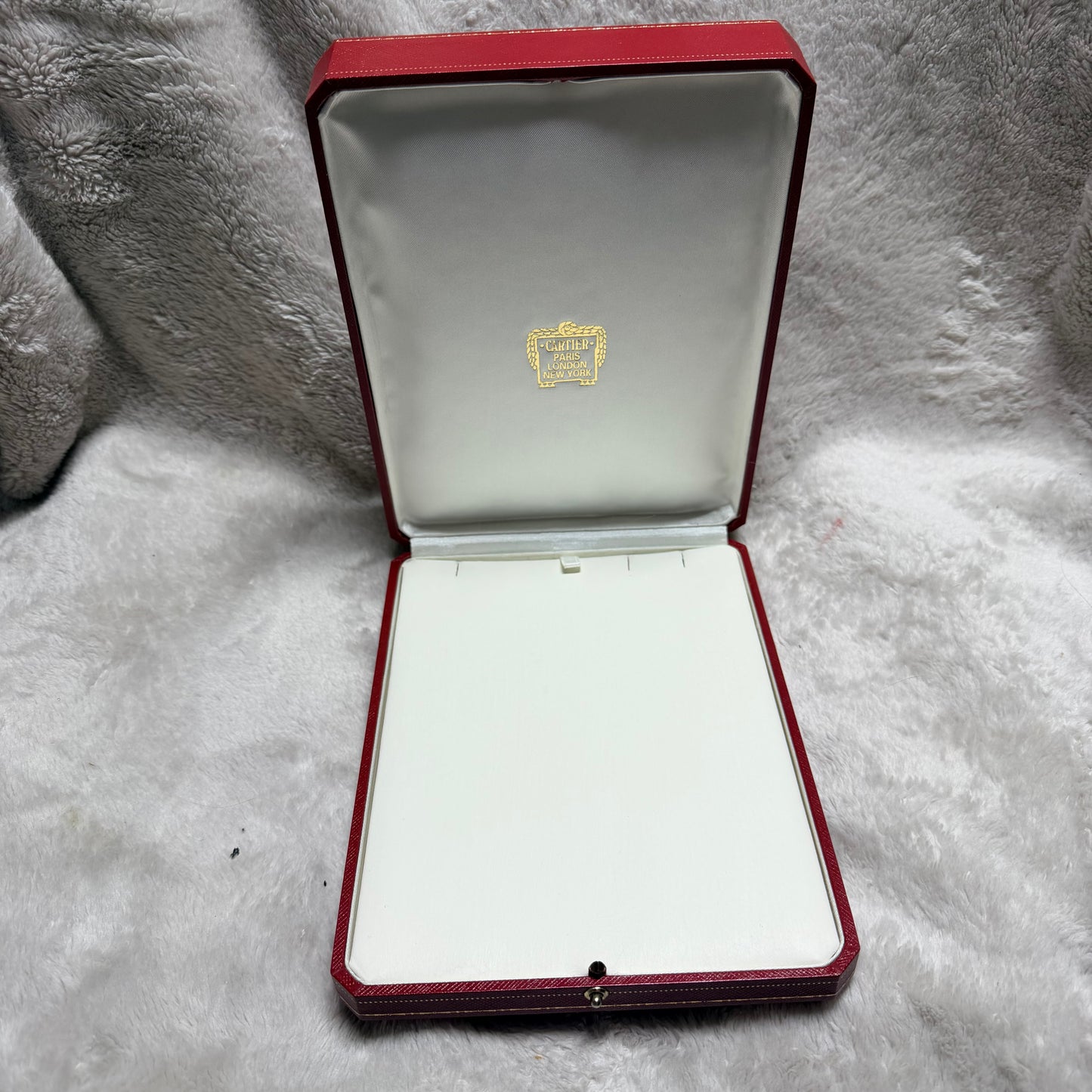 CARTIER Red Necklace box 8x6x1.90 inches