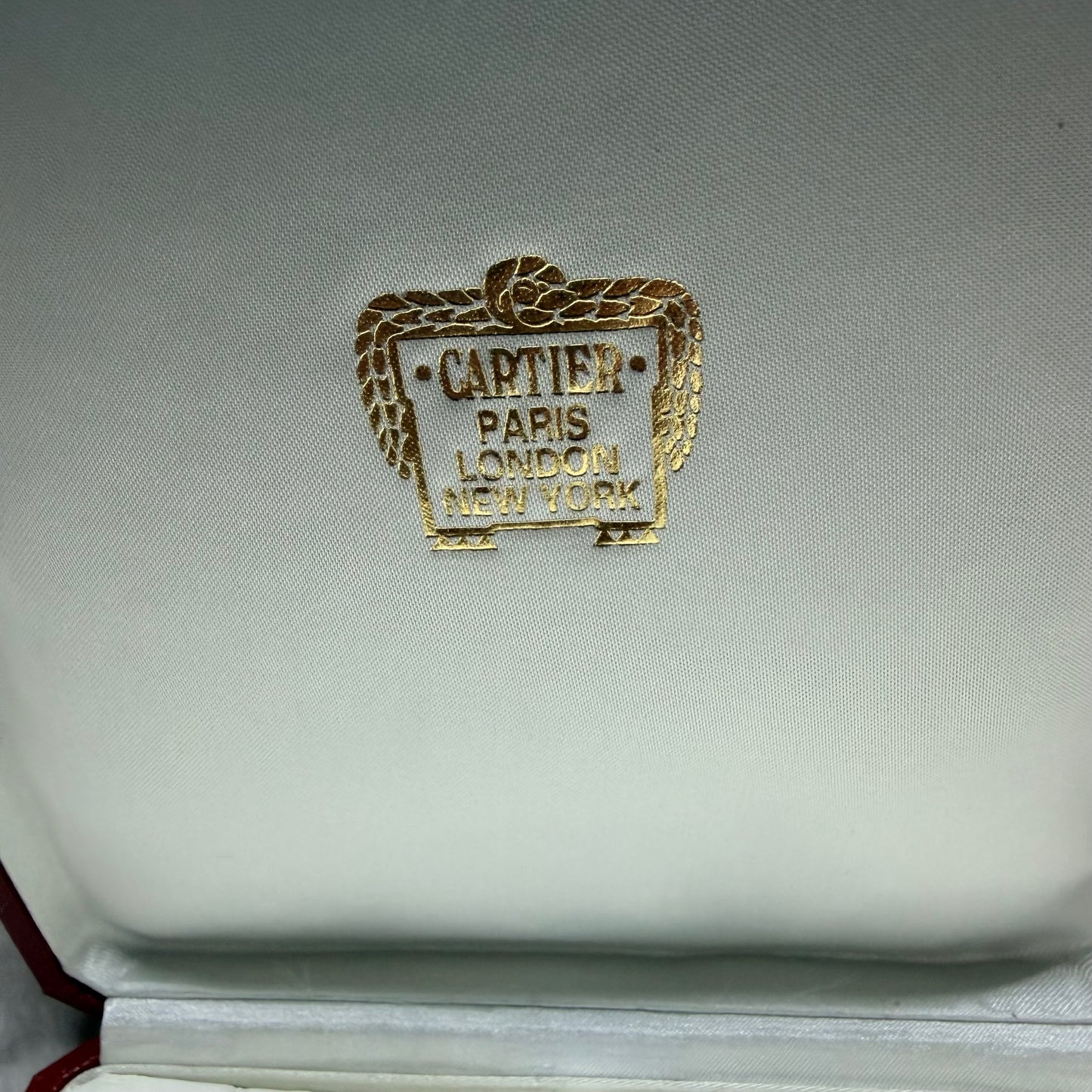 CARTIER Red Necklace box 8x6x1.90 inches