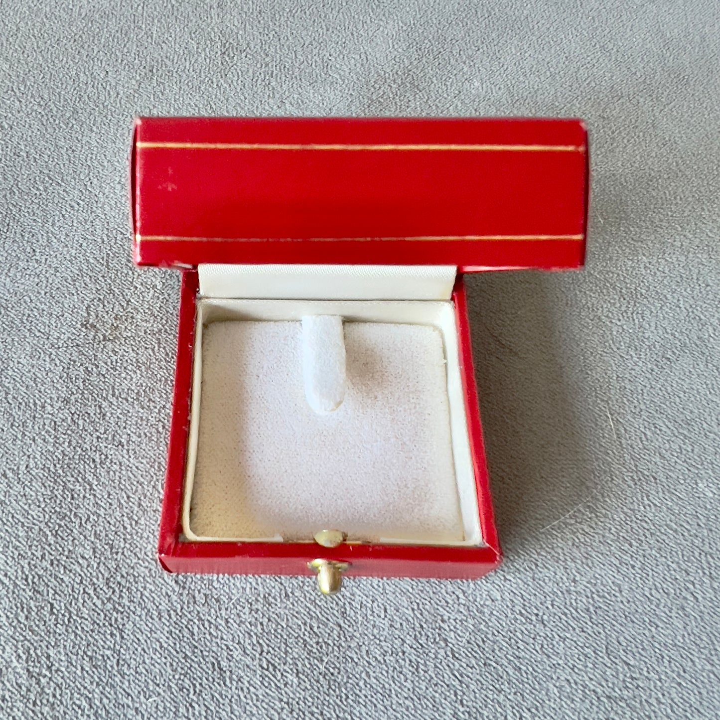 CARTIER TRINITY Ring Box 2x2x1.25 inches