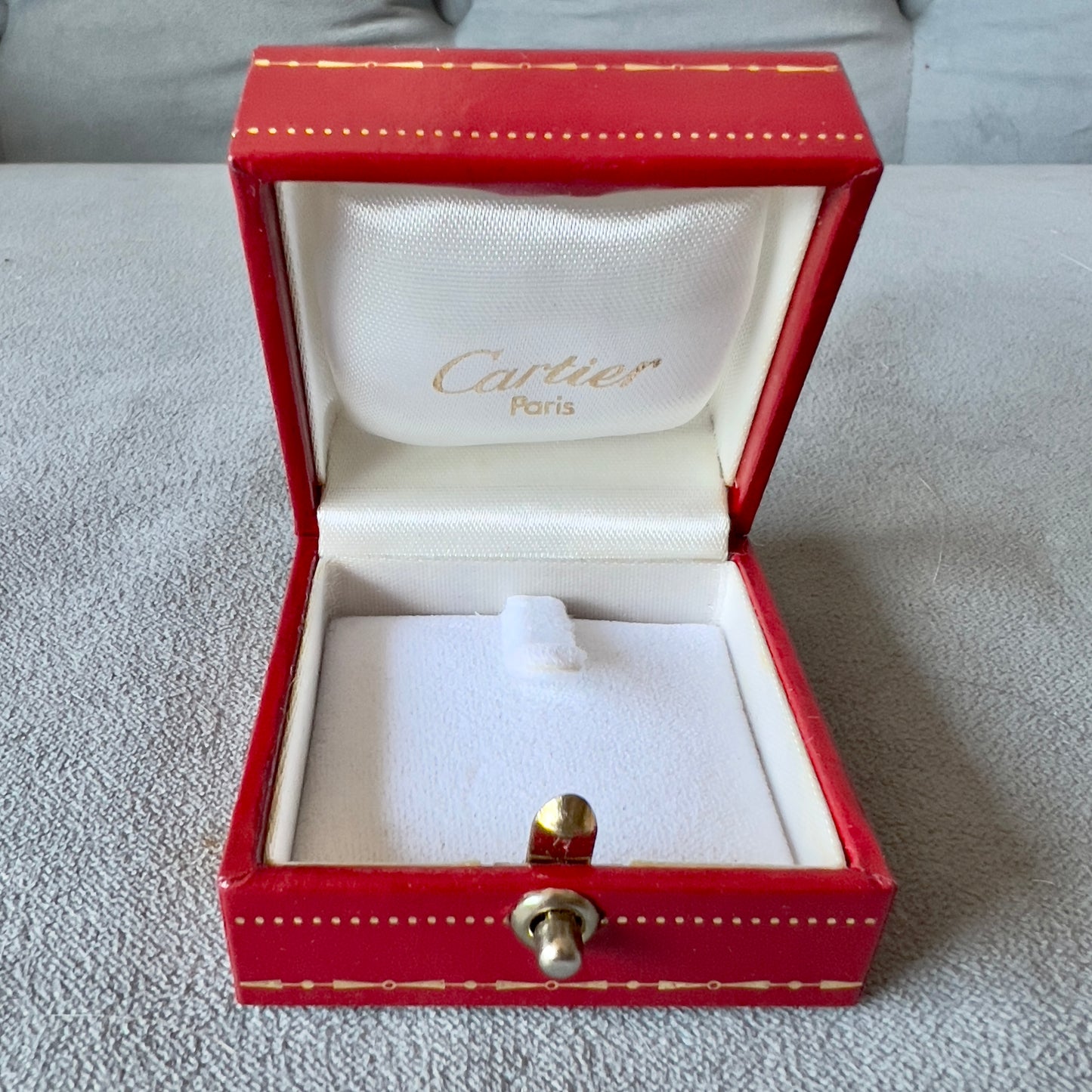 CARTIER Ring Box 2x2x1.10 inches