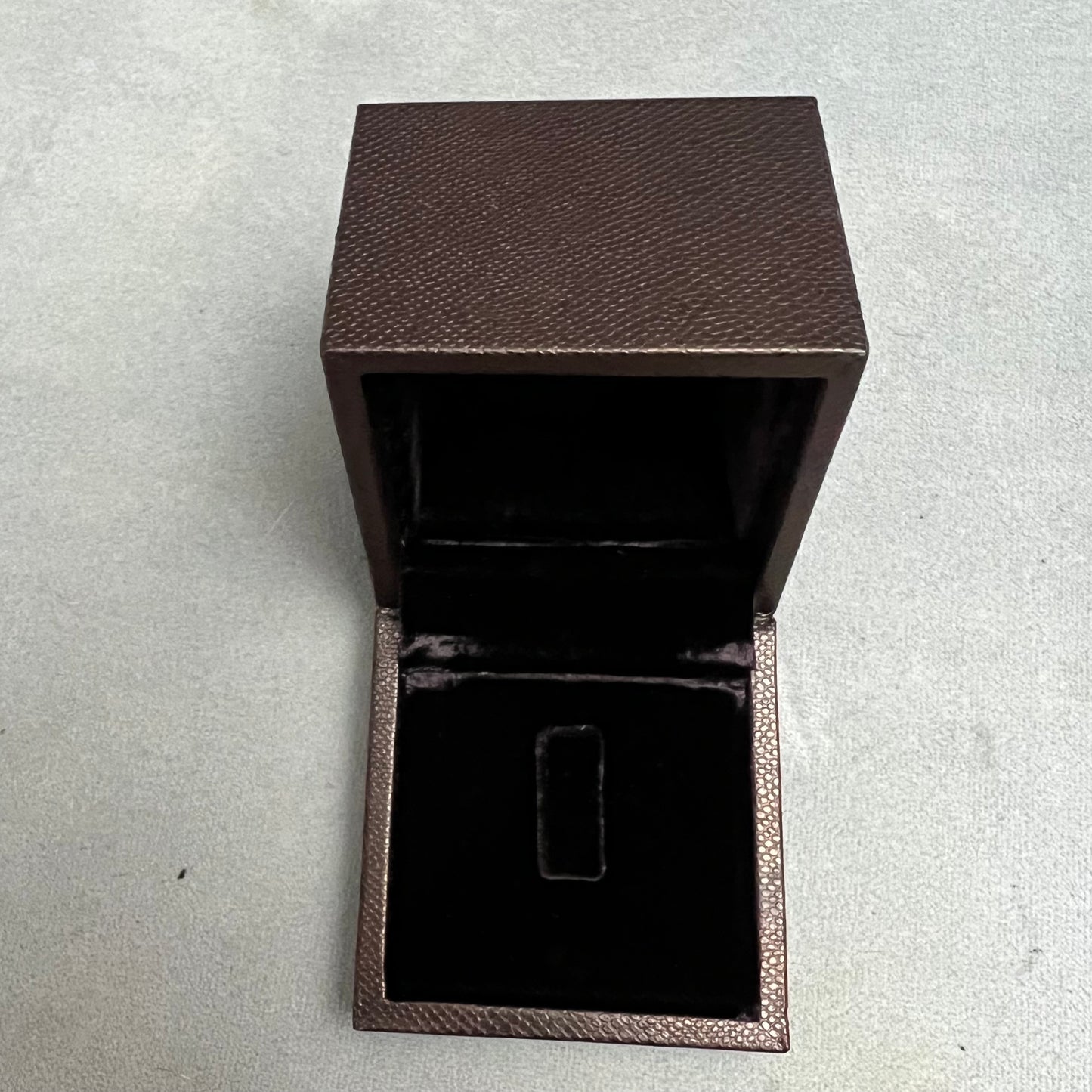 BOUCHERON Ring/Pendant Box + Outer Box 3.20x3.10x3.10 inches