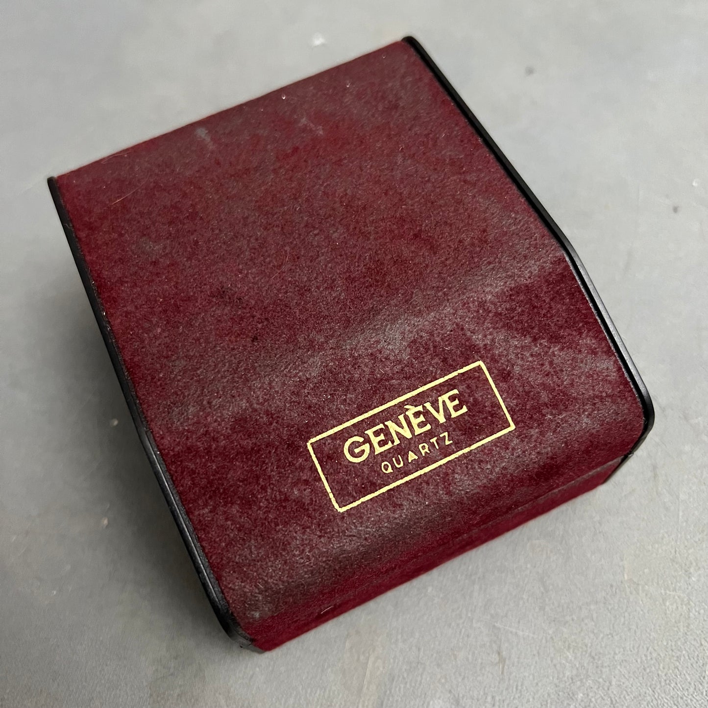 GENÈVE Box 3.90x3.25x2.25 inches