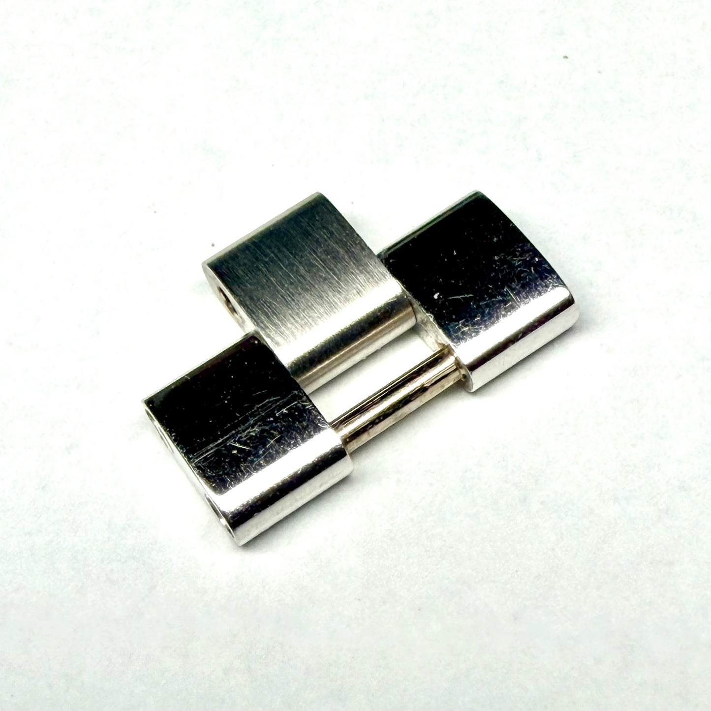 CARTIER ROADSTER 15mm wide 18K White Gold Complete Link
