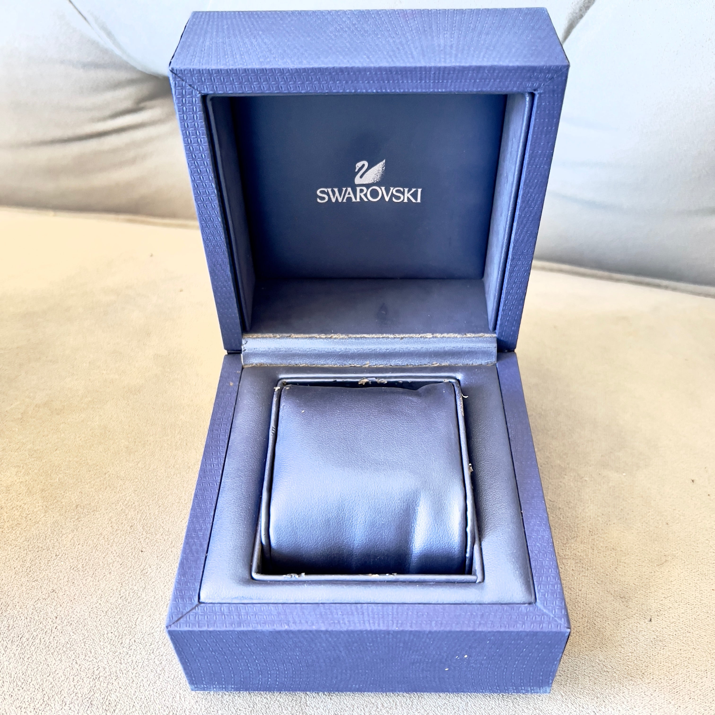 Swarovski discount watch box