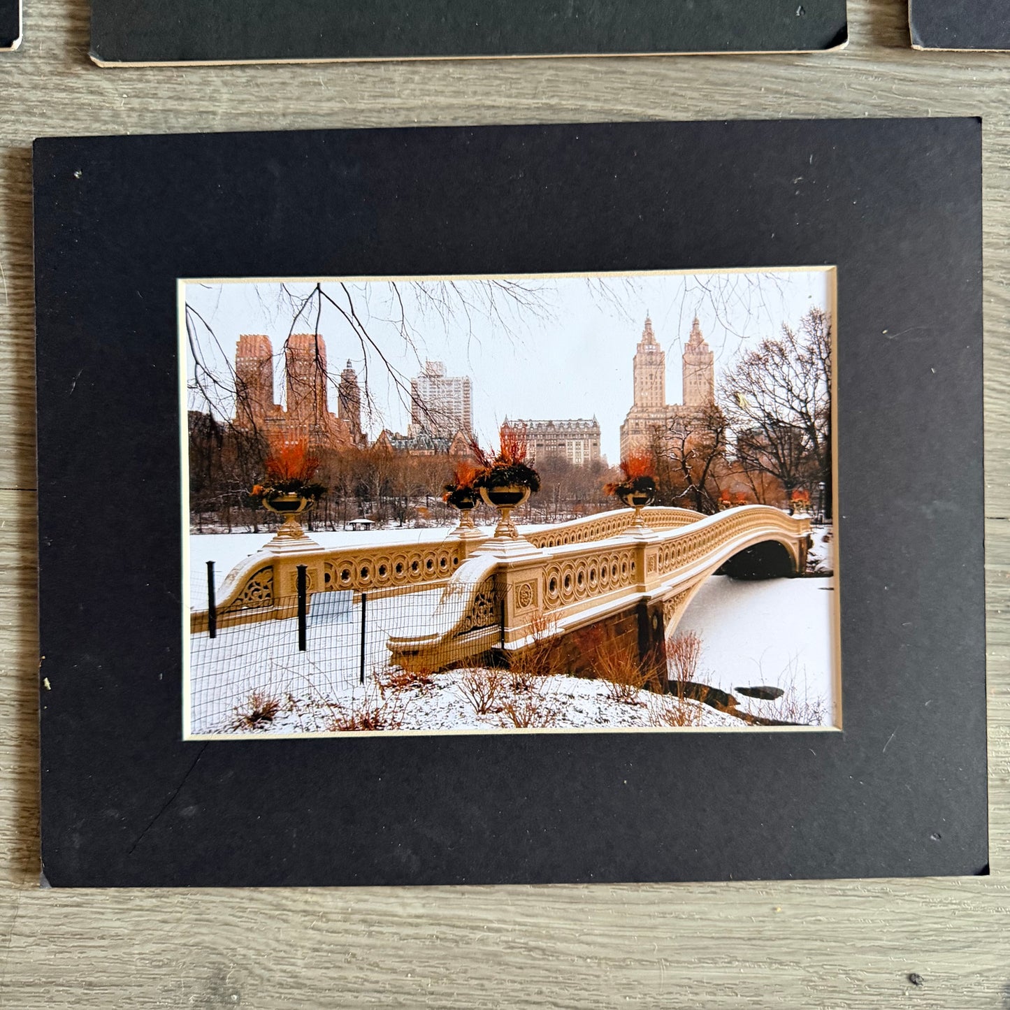Set of 4 framed NYC wall art in black Pictures