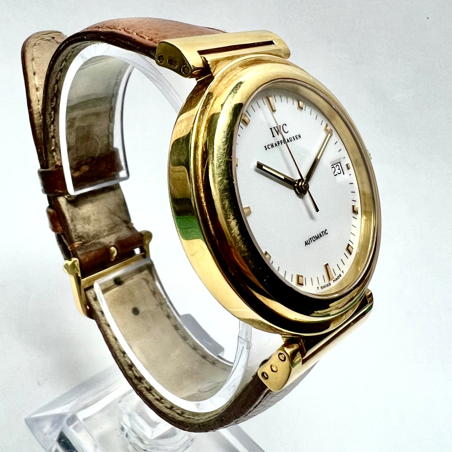 IWC SCHAFFHAUSEN DA VINCI 37mm Automatic 18K Yellow Gold Watch